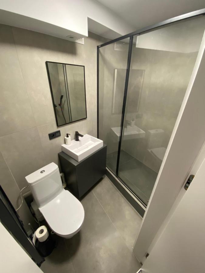 Industrialna Piwnica Hostel Гданьск Экстерьер фото