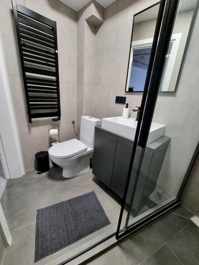 Industrialna Piwnica Hostel Гданьск Экстерьер фото